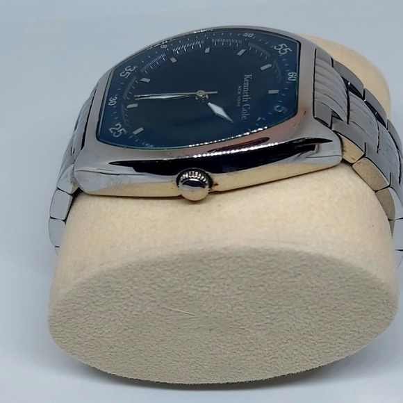 Kenneth Cole men classic watch - Picture 3 of 7